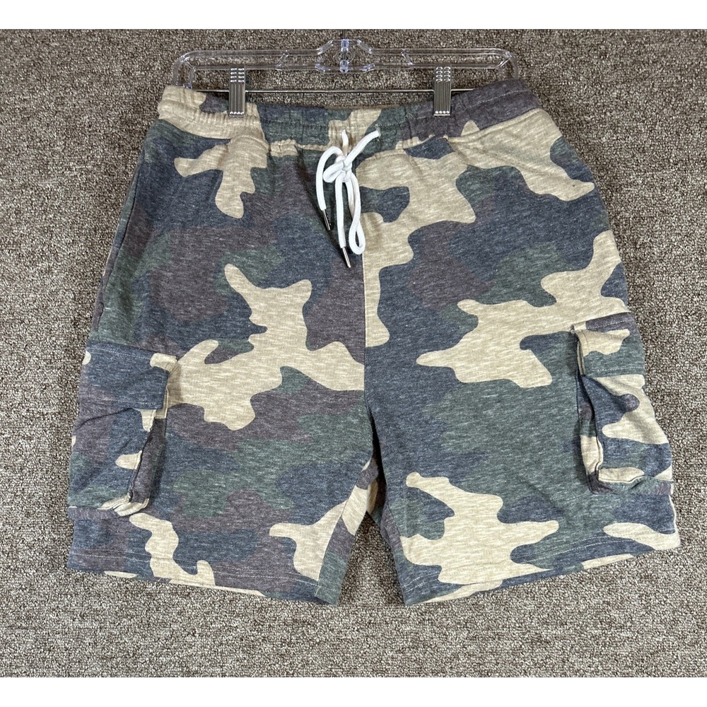 Elwood Fleece Camo Cargo Shorts Retro Men's Medium